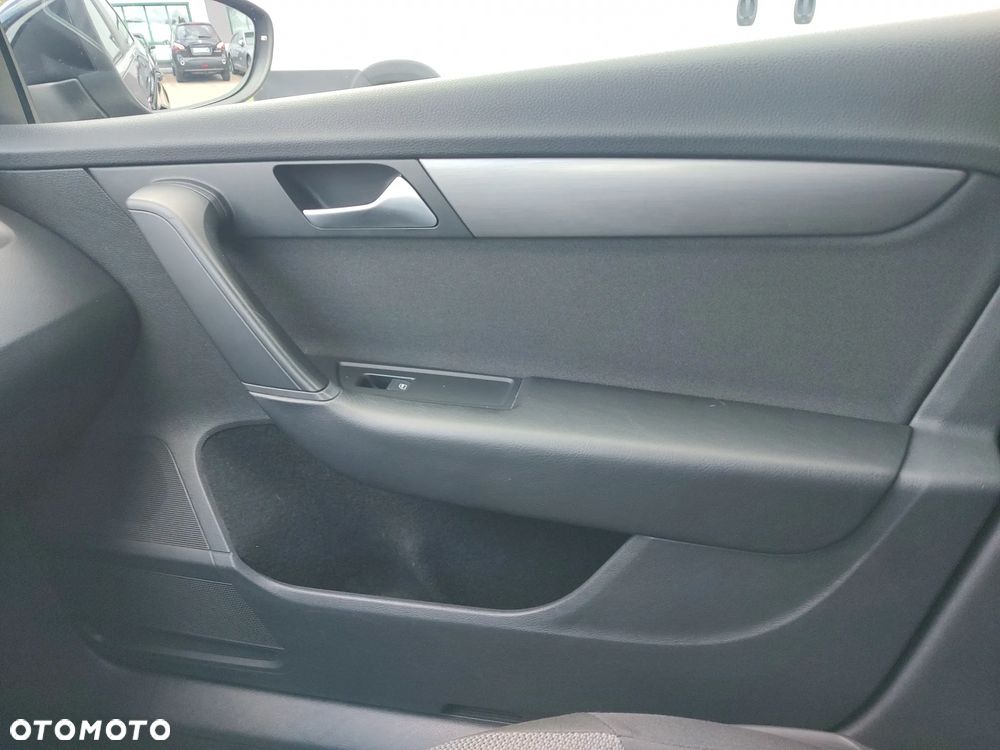 Volkswagen Passat 2.0 TDI Comfortline DSG - 14