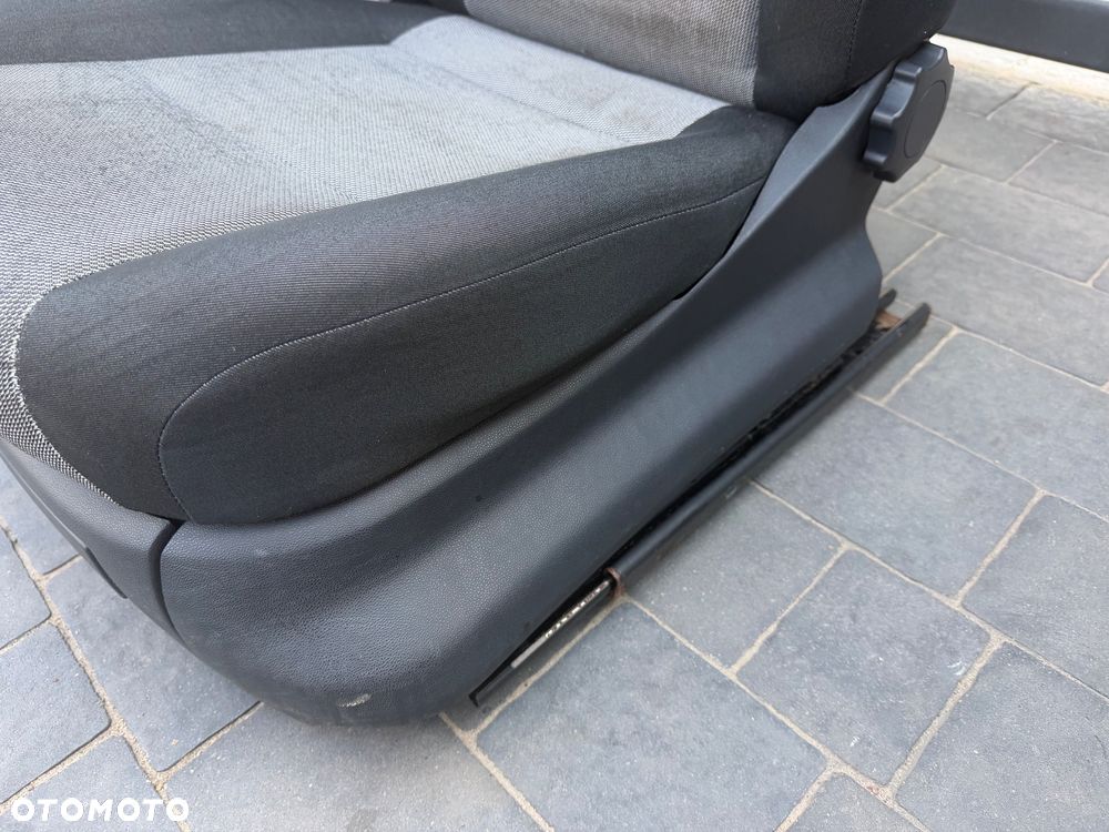 FOTEL LEWY SKODA FABIA II KIEROWCY 07- - 5