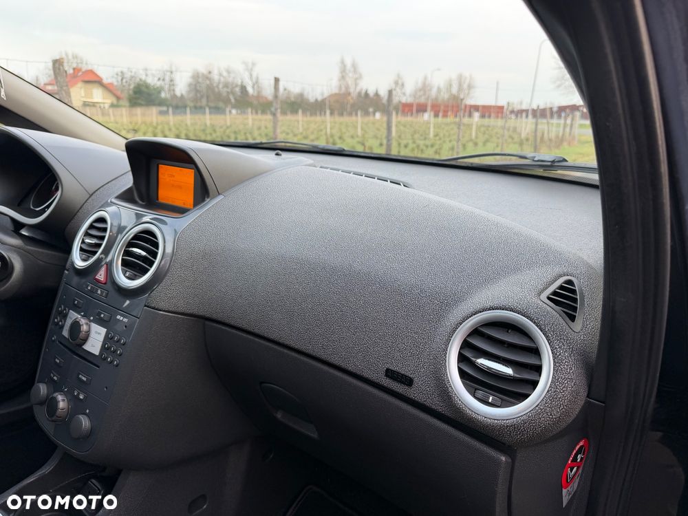 Opel Corsa 1.4 16V Active - 20