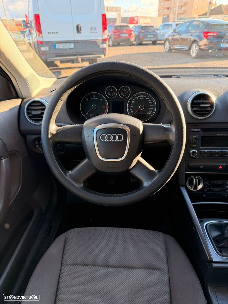 Audi A3 Sportback 1.9 TDi Sport - 22