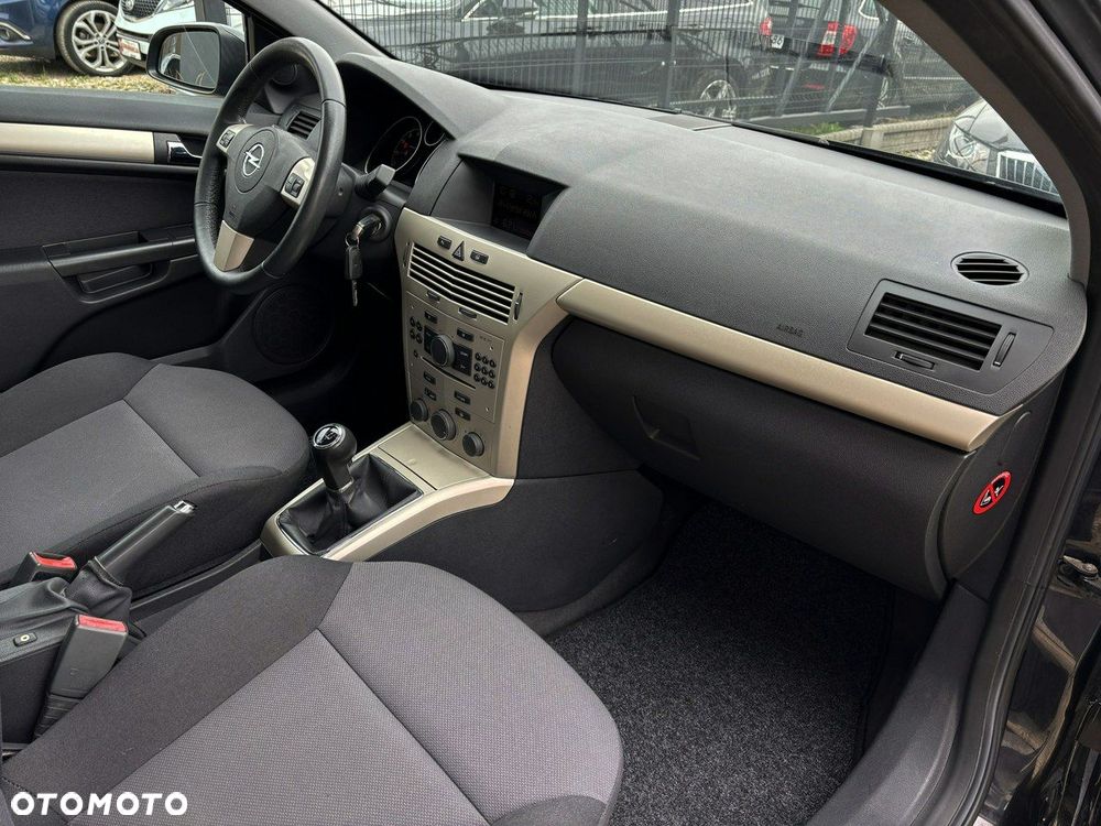 Opel Astra - 24