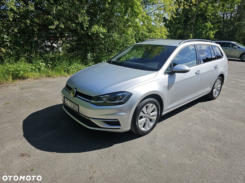 Volkswagen Golf - 2