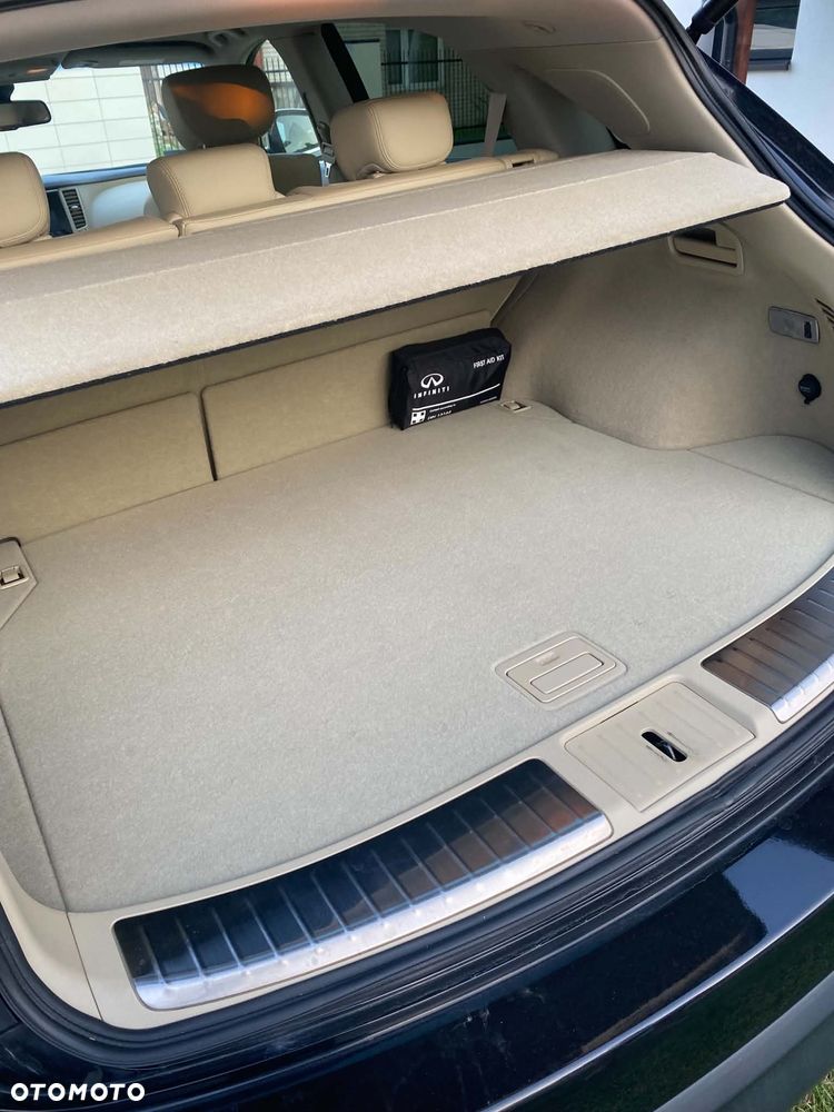 Infiniti QX70 3.7 S Premium EU6 - 8