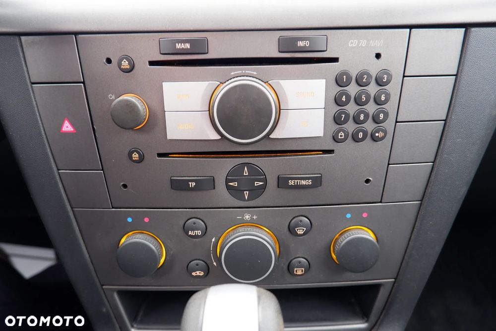 Opel Vectra - 18