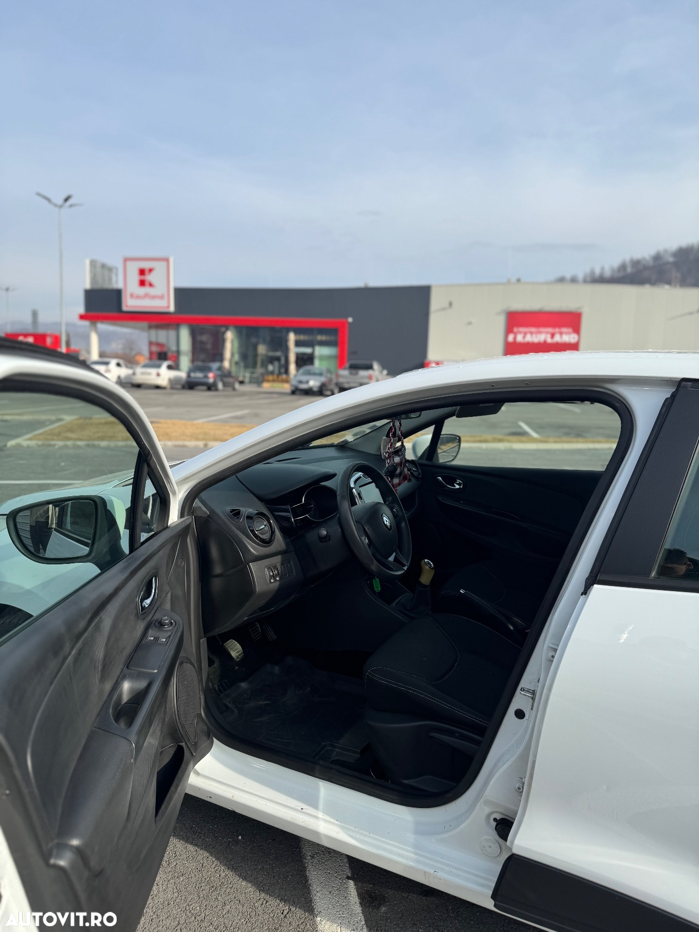 Renault Clio 1.5 dCi 75 Expression - 10