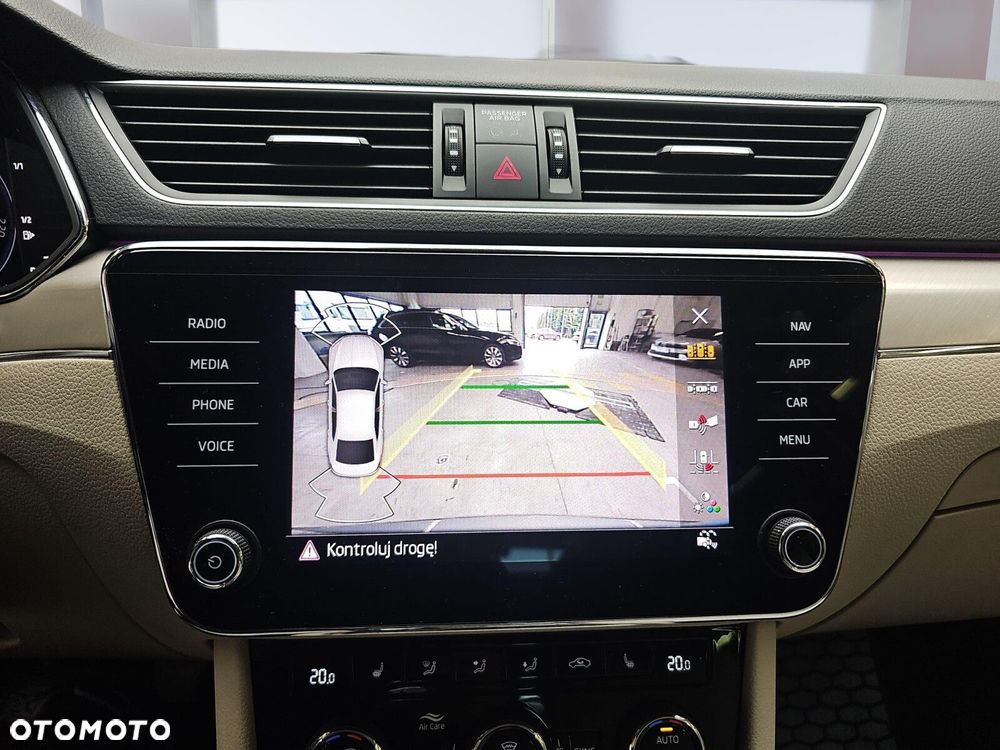 Skoda Superb 2.0 TDI SCR Style - 18
