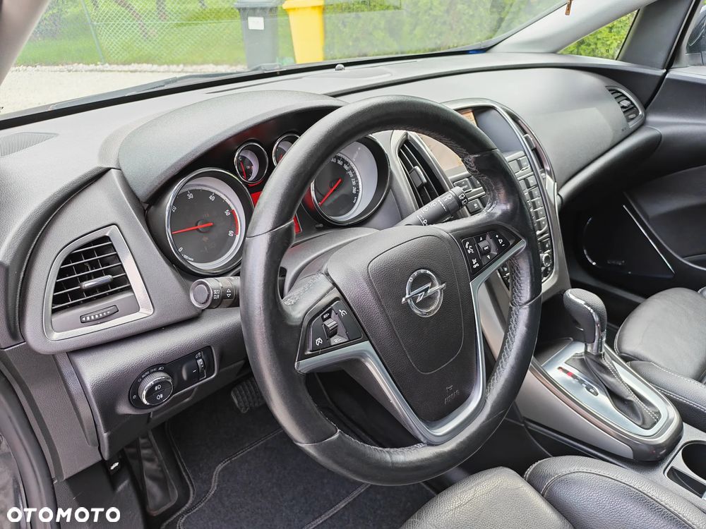 Opel Astra 2.0 CDTI DPF Automatik Innovation - 15