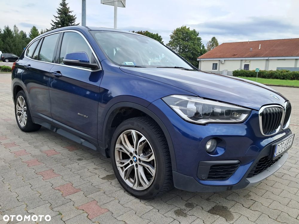 BMW X1 sDrive16d xLine - 4