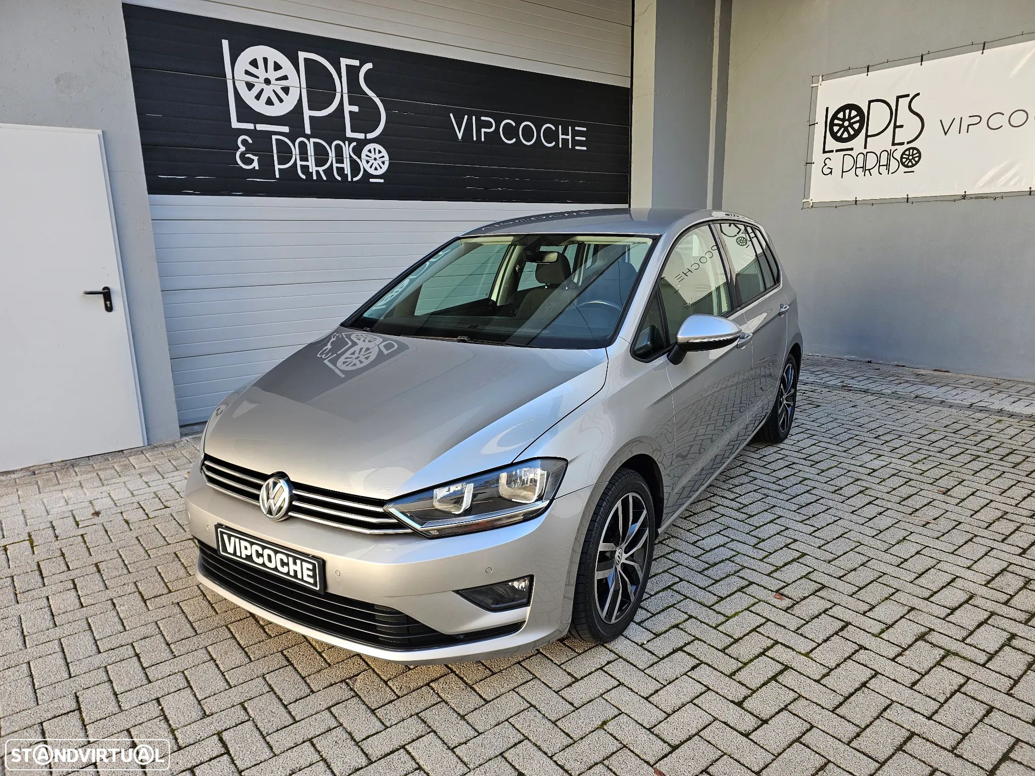 VW Golf 1.6 TDI Highline - 1