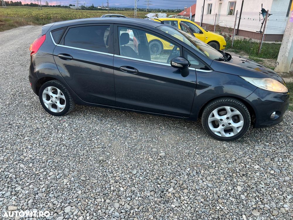 Ford Fiesta 1.25i Titanium - 7