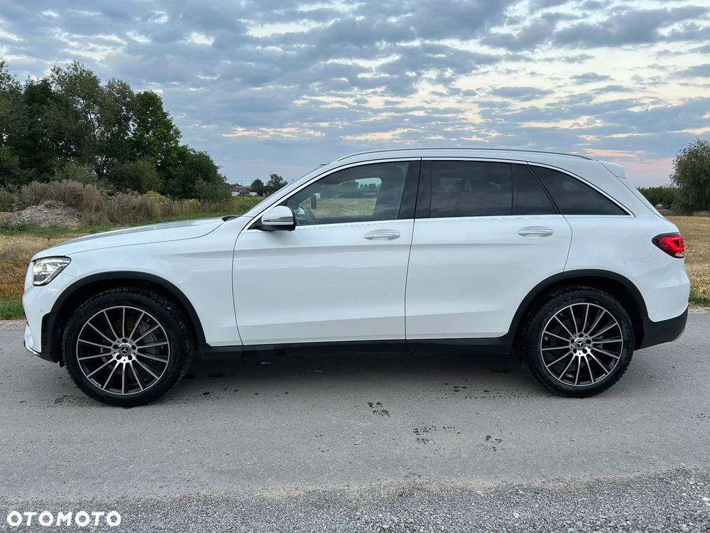 Mercedes-Benz GLC 300 4-Matic - 3