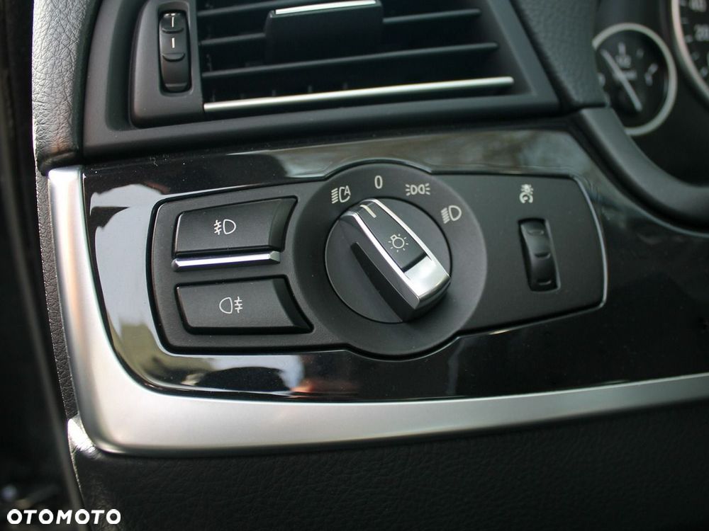 BMW Seria 5 - 22