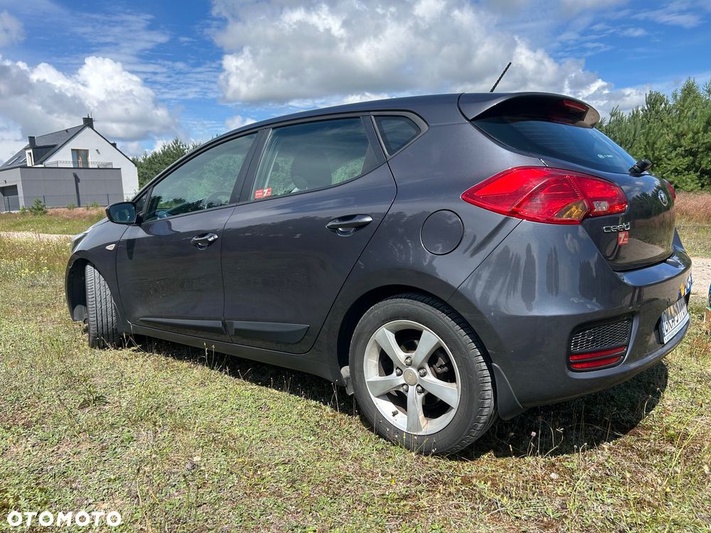 Kia Ceed 1.6 CRDi M - 15
