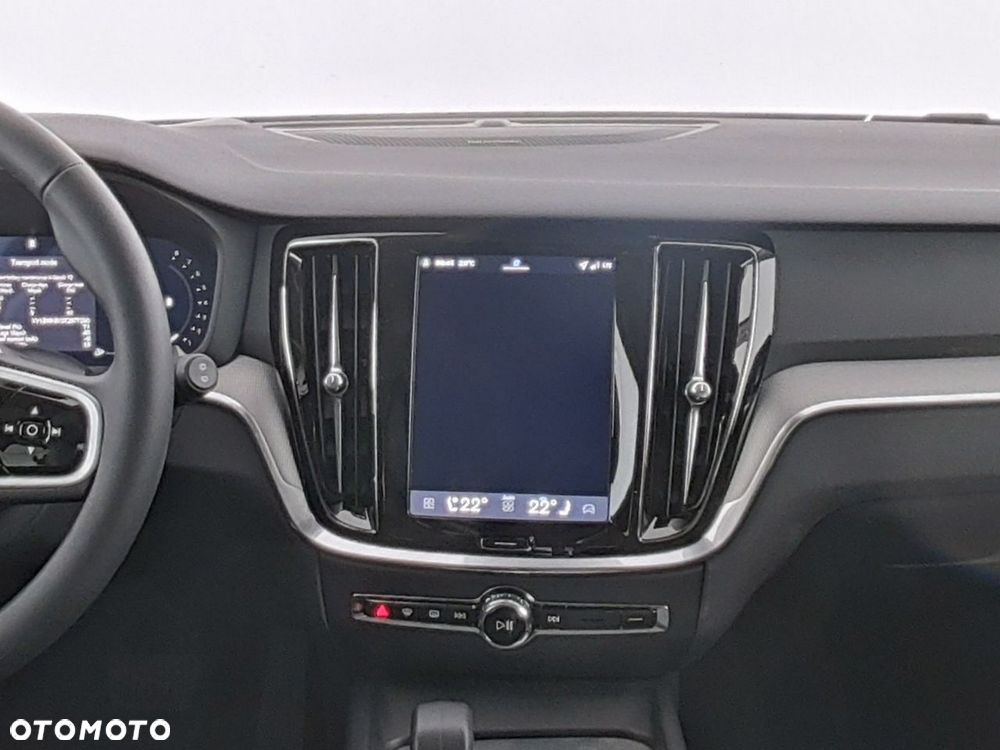 Volvo V60 B4 B Plus Dark - 15