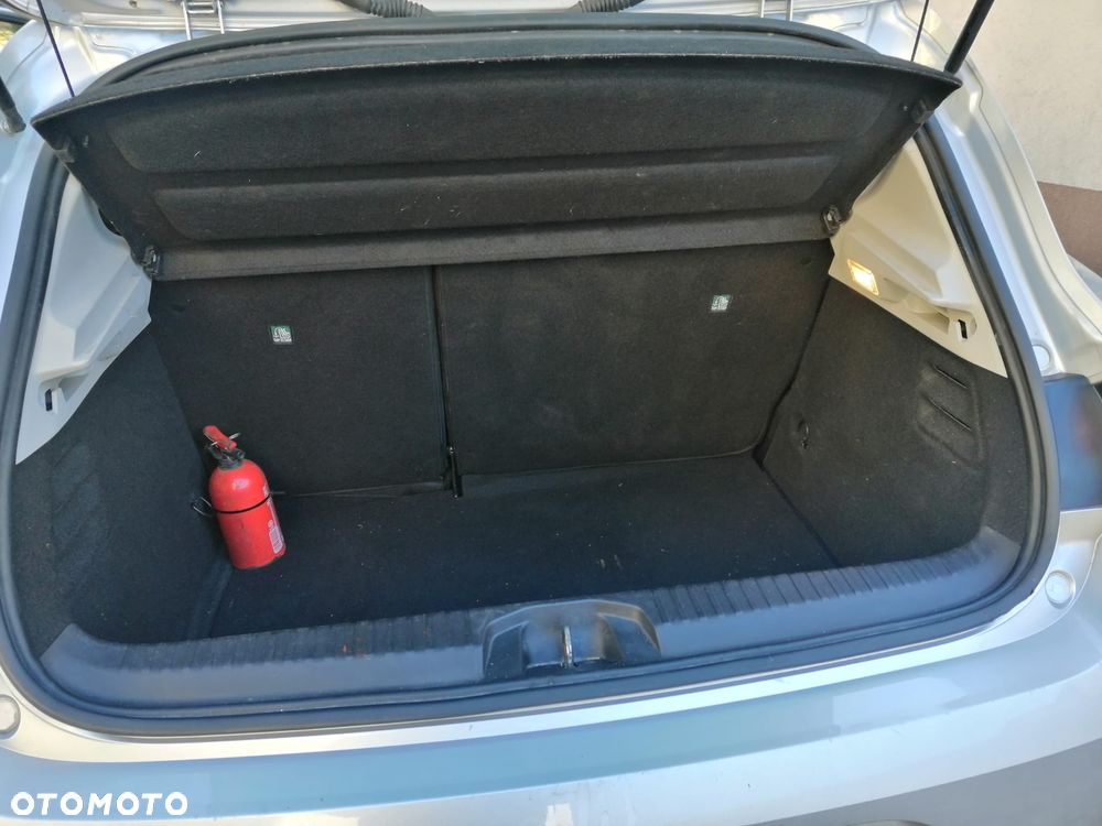 Renault Clio - 10