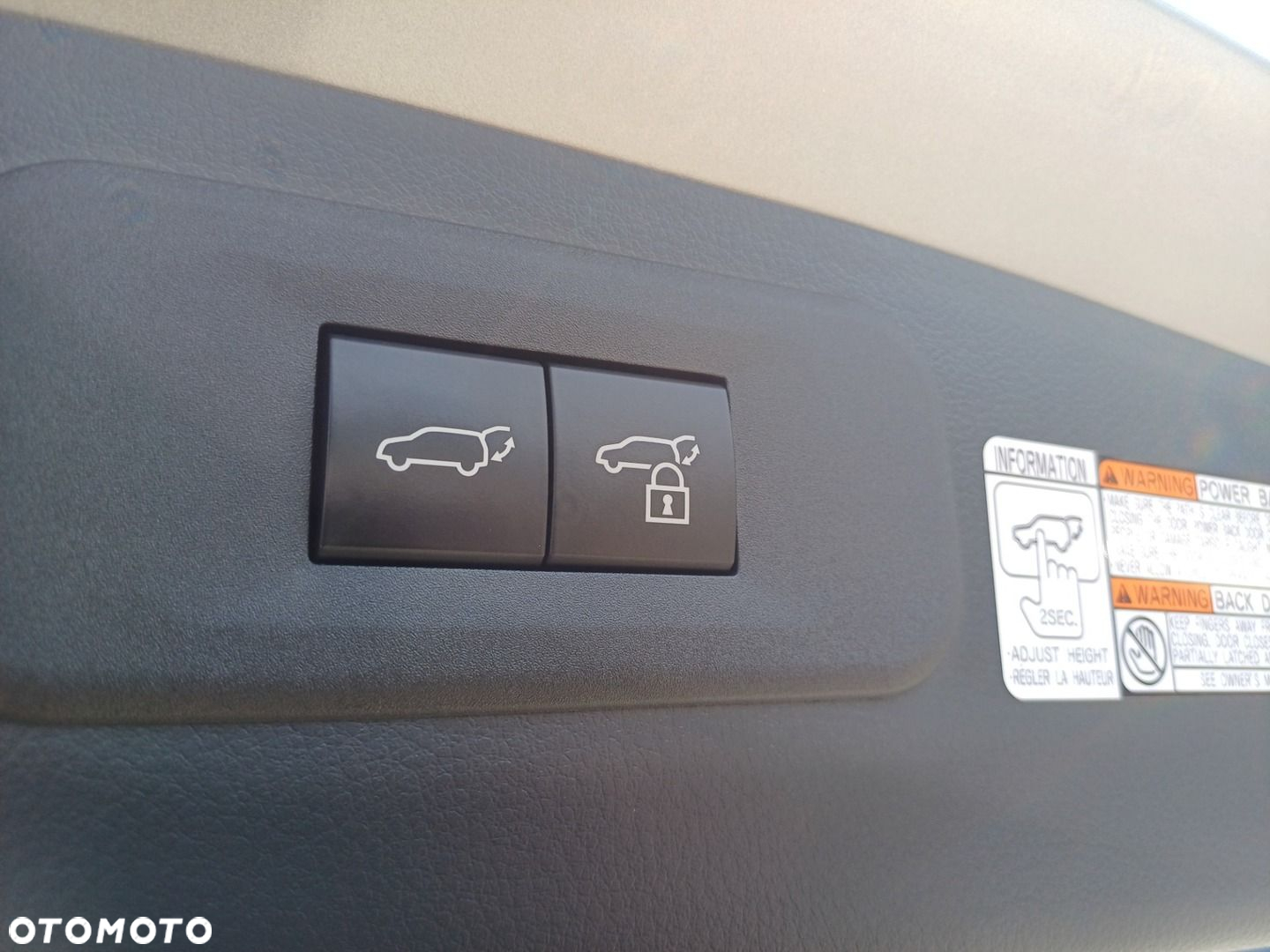 Lexus NX - 28