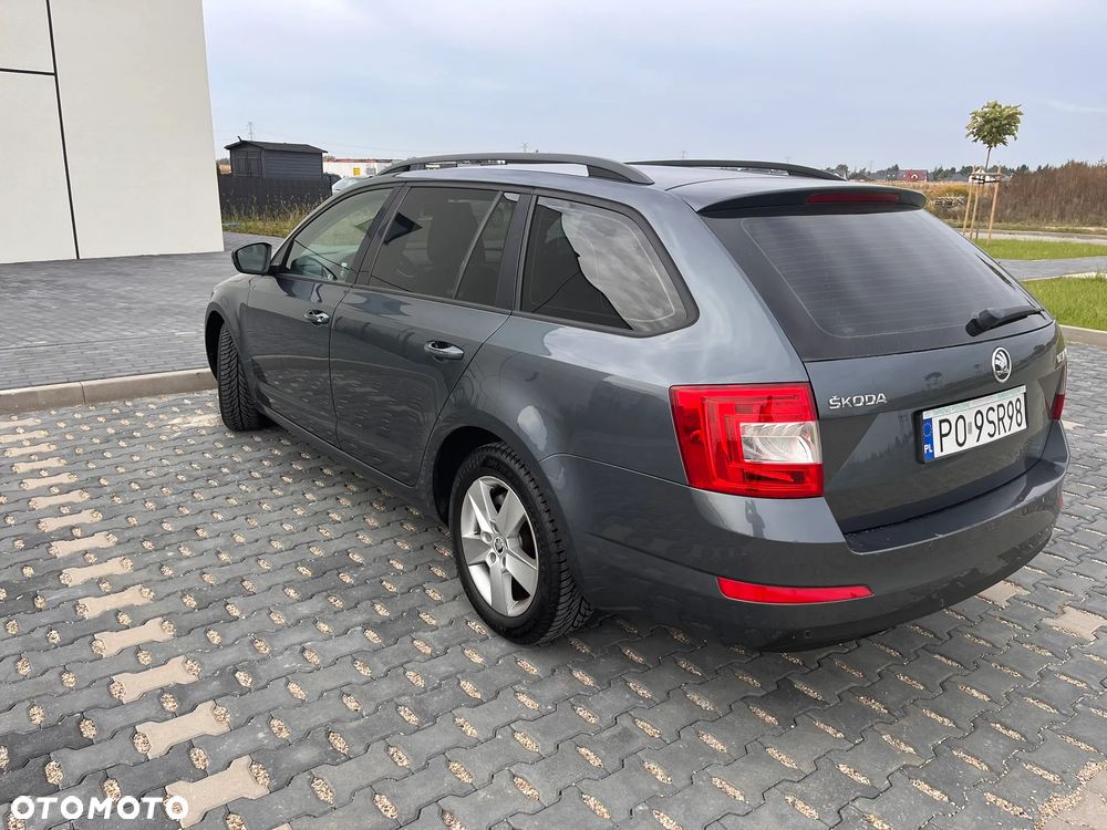 Skoda Octavia 2.0 TDI Ambition DSG - 4