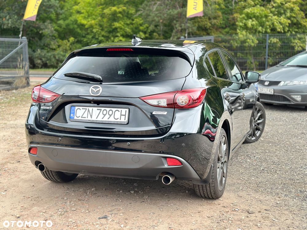 Mazda 3 - 10