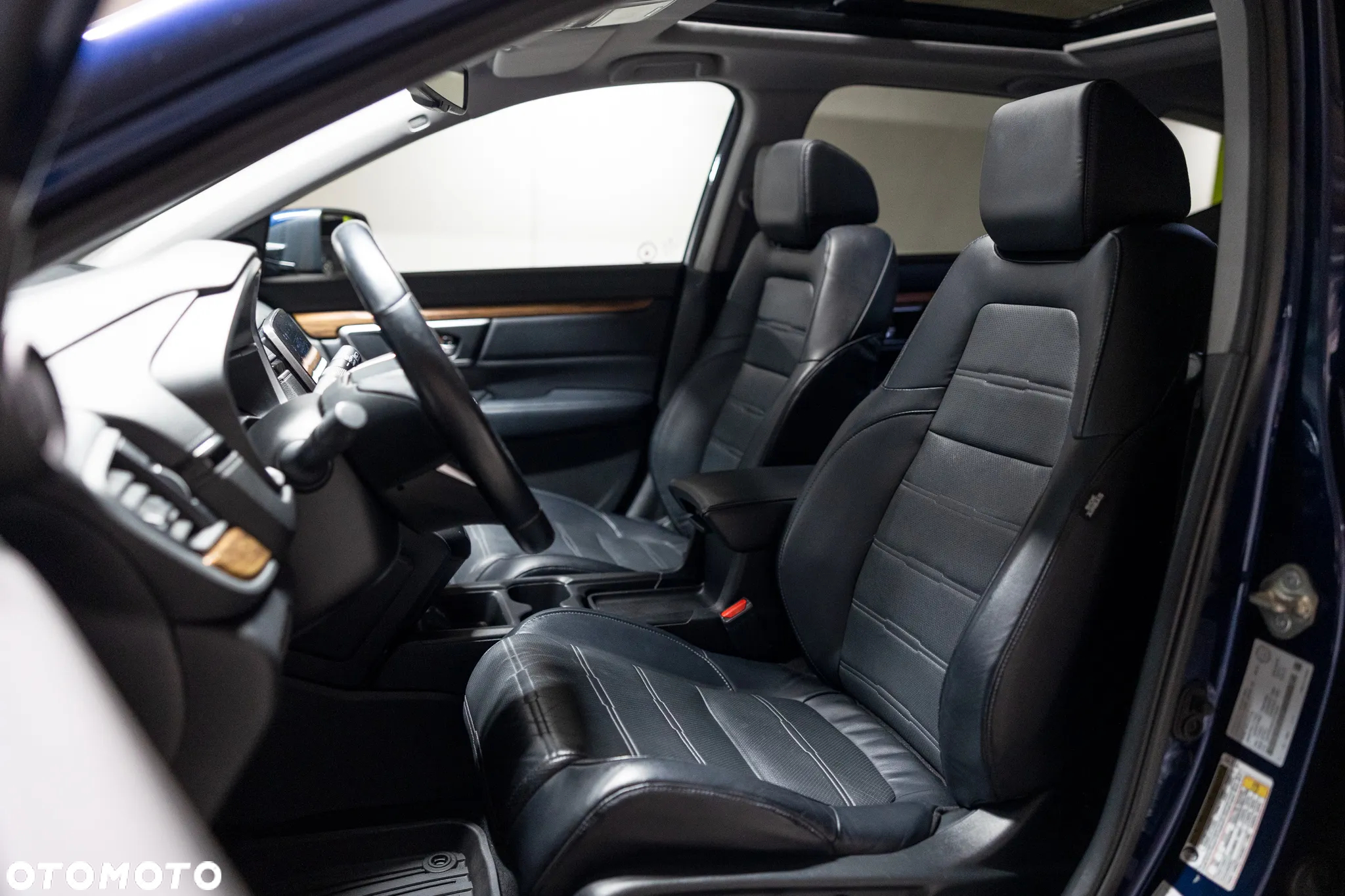 Honda CR-V 1.5T 4WD CVT Executive - 22