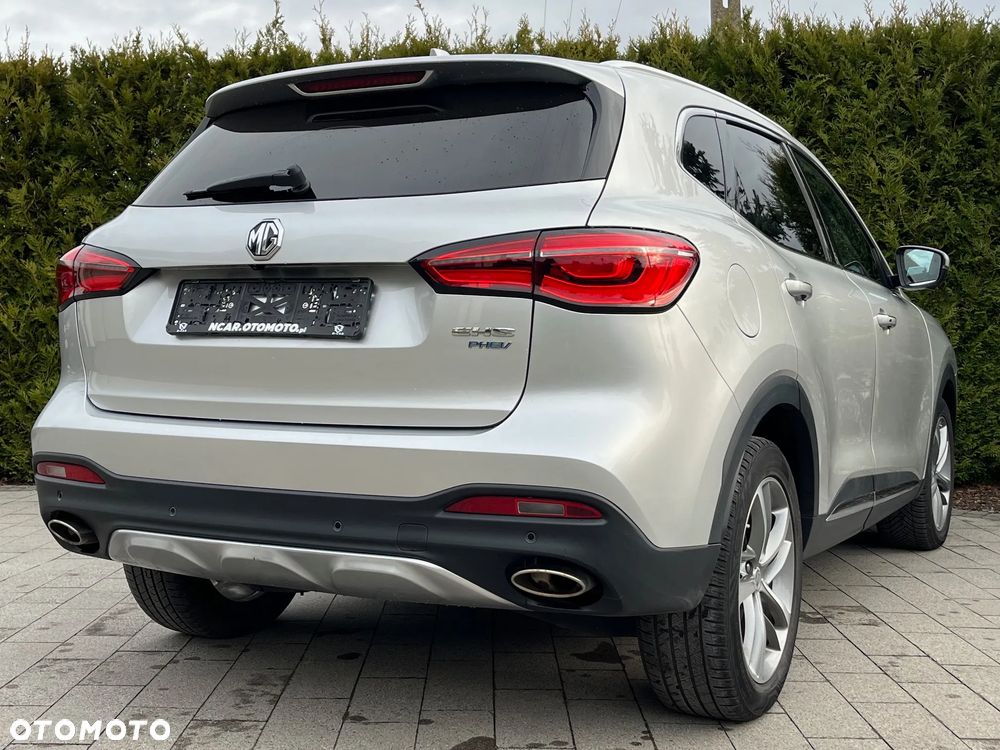 MG EHS Luxury - 7