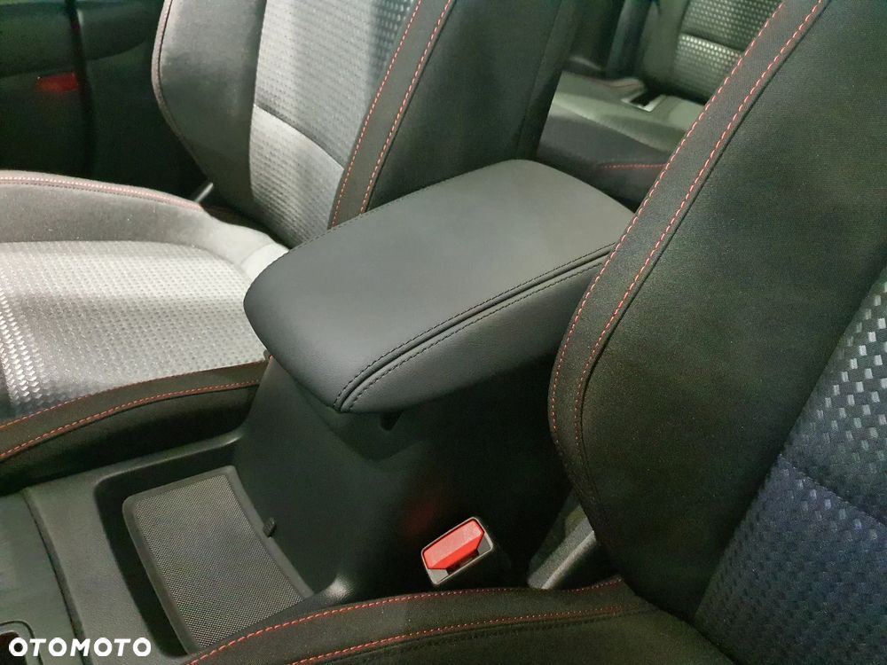 Ford Focus 1.5 EcoBlue ST-Line X - 12