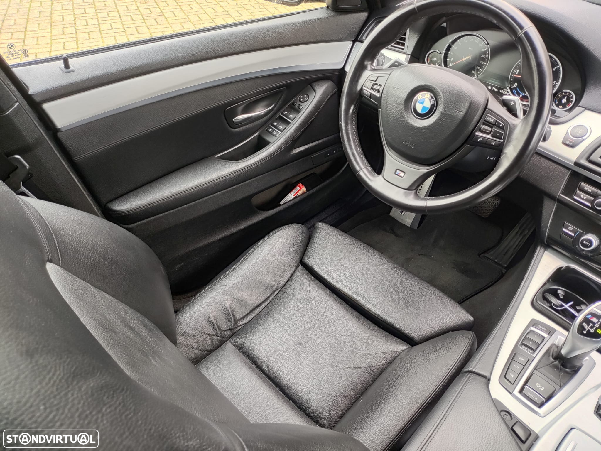 BMW M550d xDrive Auto - 42