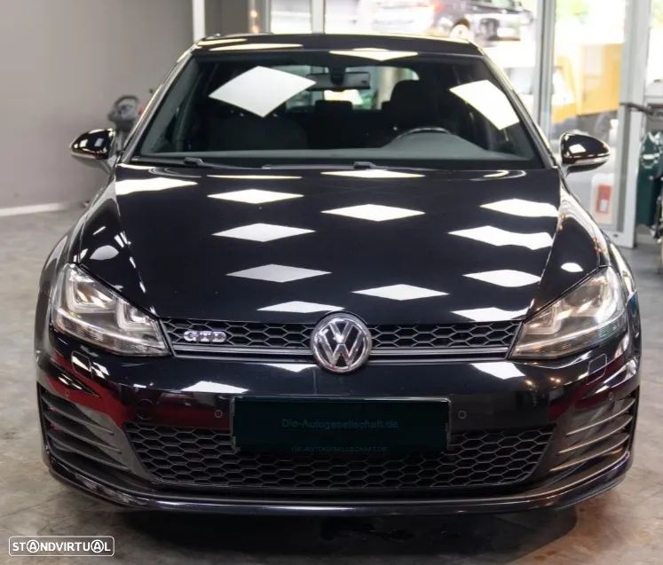 VW Golf 1.6 TDi R-Line - 7
