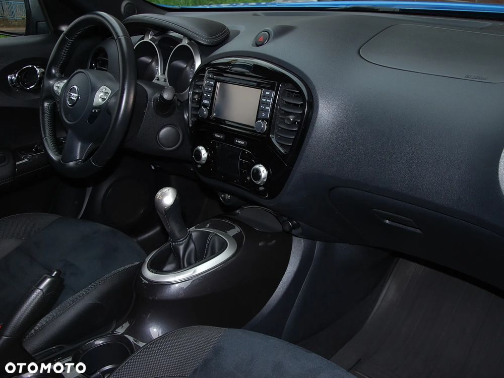 Nissan Juke 1.6 N-Connecta - 29