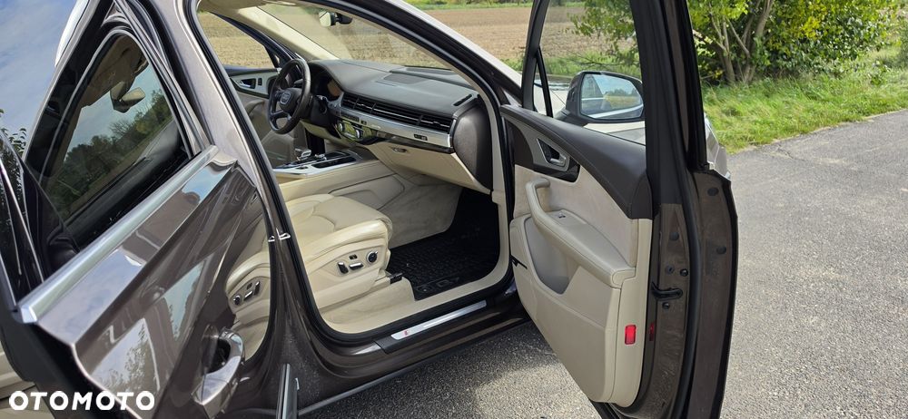 Audi Q7 - 5