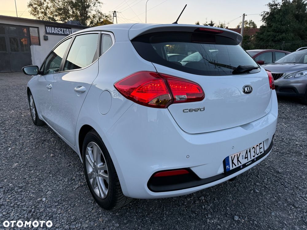 Kia Ceed 1.6 GDI L - 7