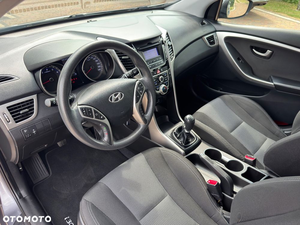 Hyundai i30 - 30