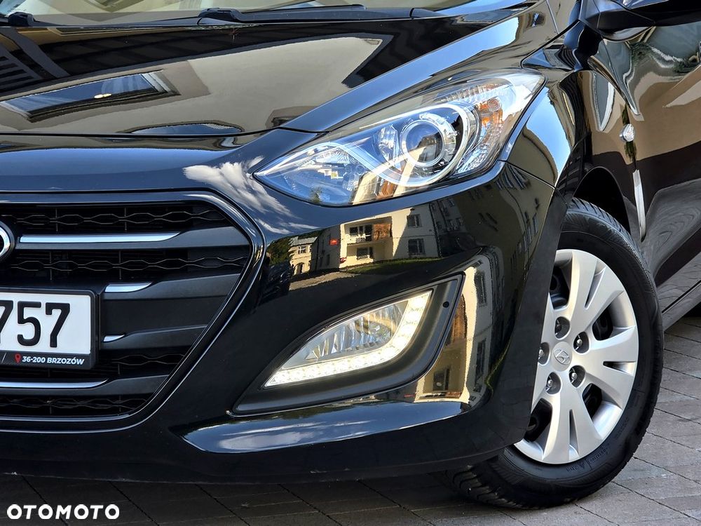Hyundai i30 1.4 Premium - 4