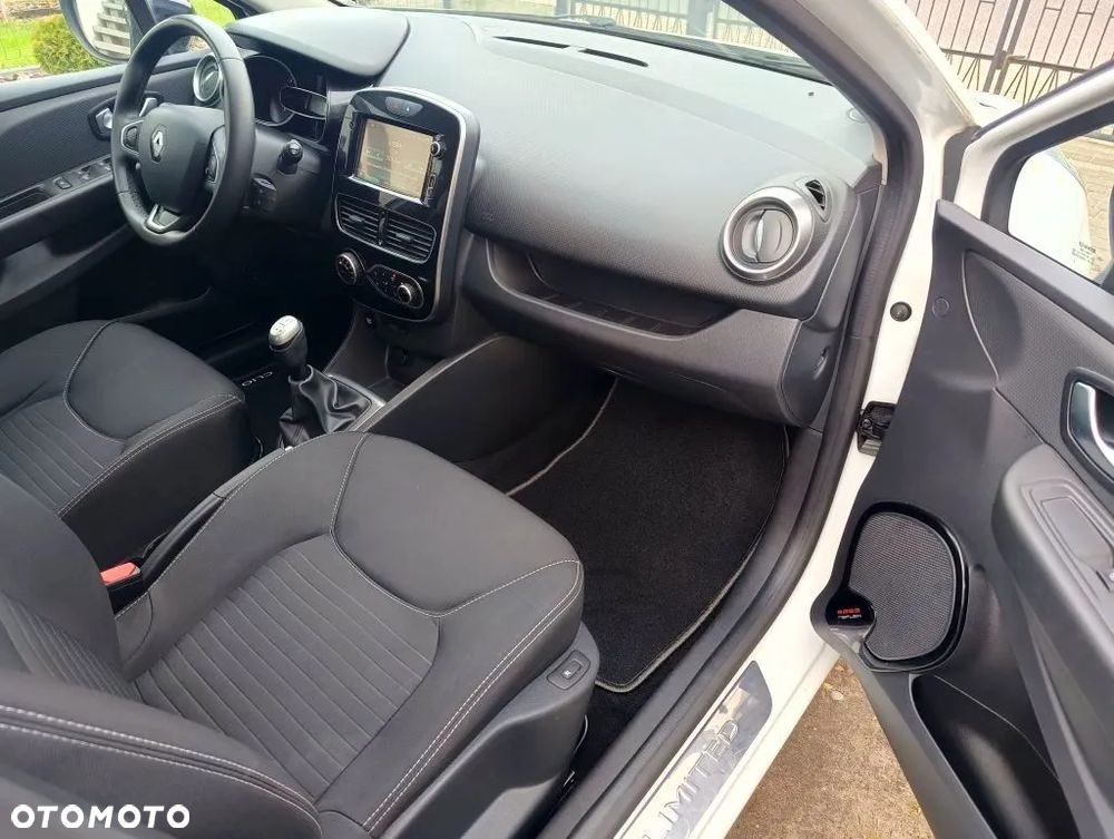 Renault Clio 1.2 16V Limited EU6 - 11