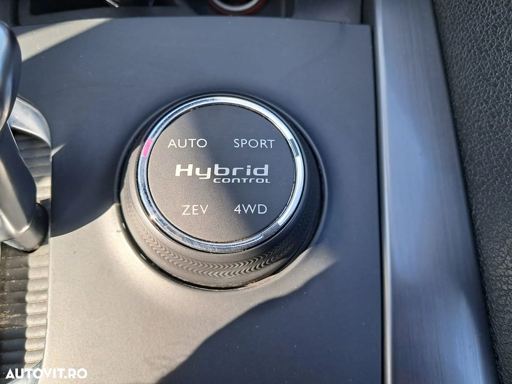 Citroën DS5 Hybrid4 EGS6 SoChic - 9