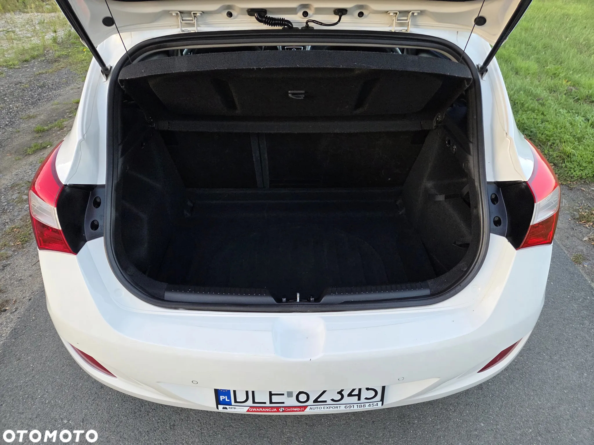 Hyundai i30 1.4 Fifa World Cup Edition - 9