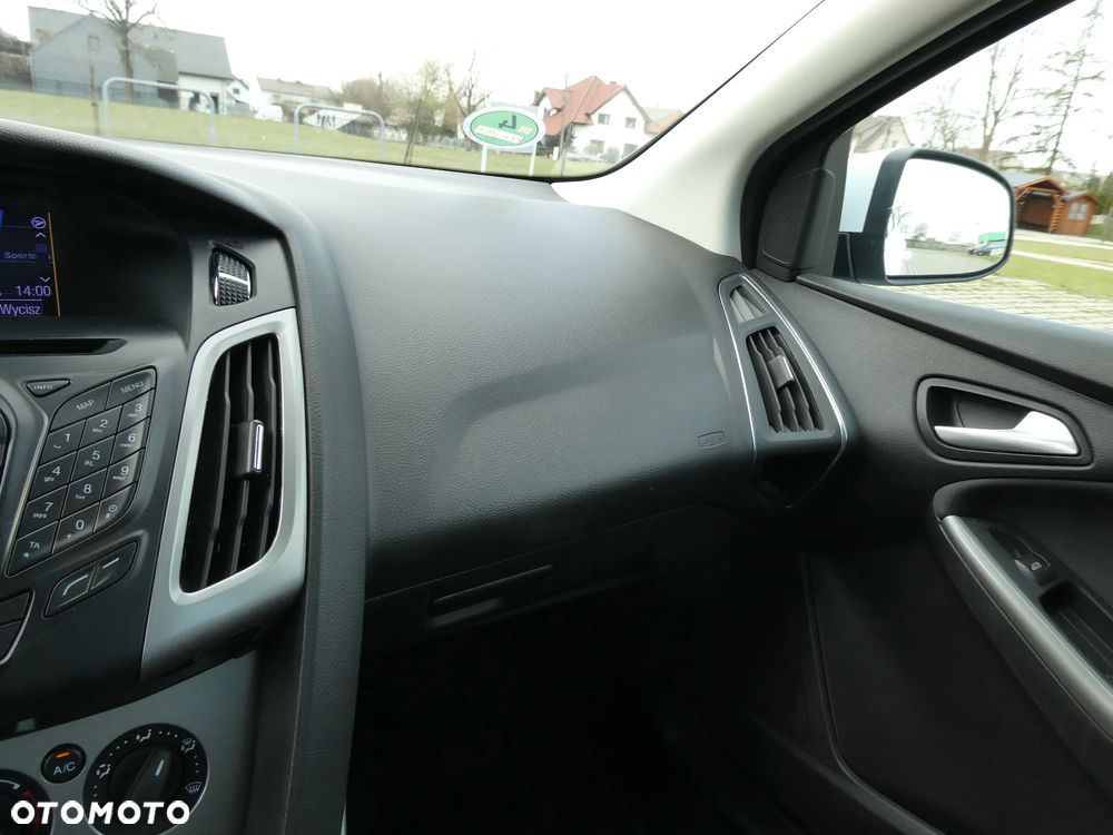 Ford Focus 1.6 EcoBoost Start-Stopp-System SYNC Edition - 21