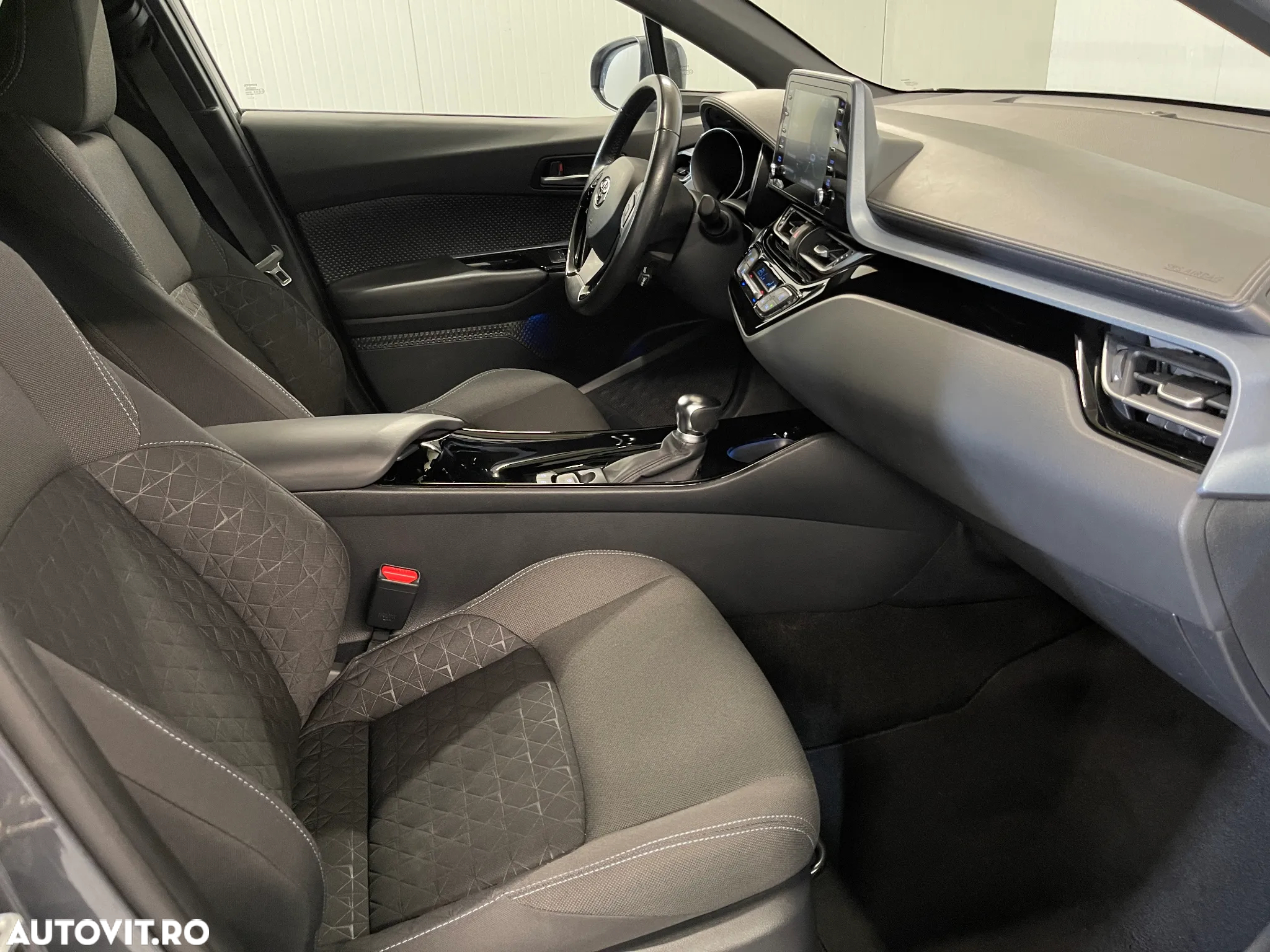 Toyota C-HR 2.0 HSD 184 CP 4x2 CVT Classy - 10