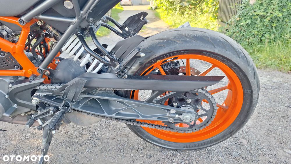 KTM Duke 125 - 14