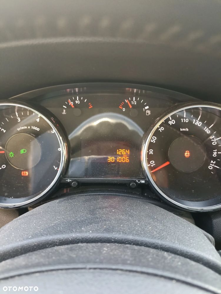 Peugeot 5008 1.6 Active 7os - 11