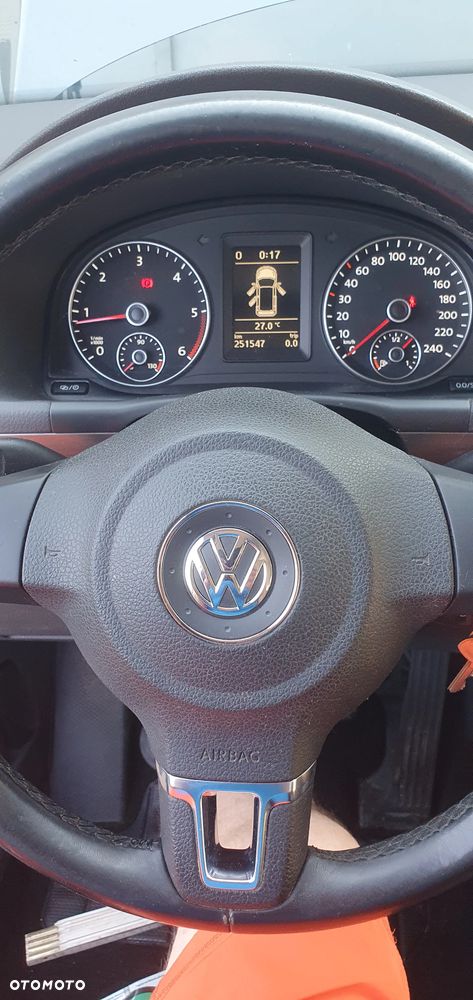 Volkswagen Touran - 7
