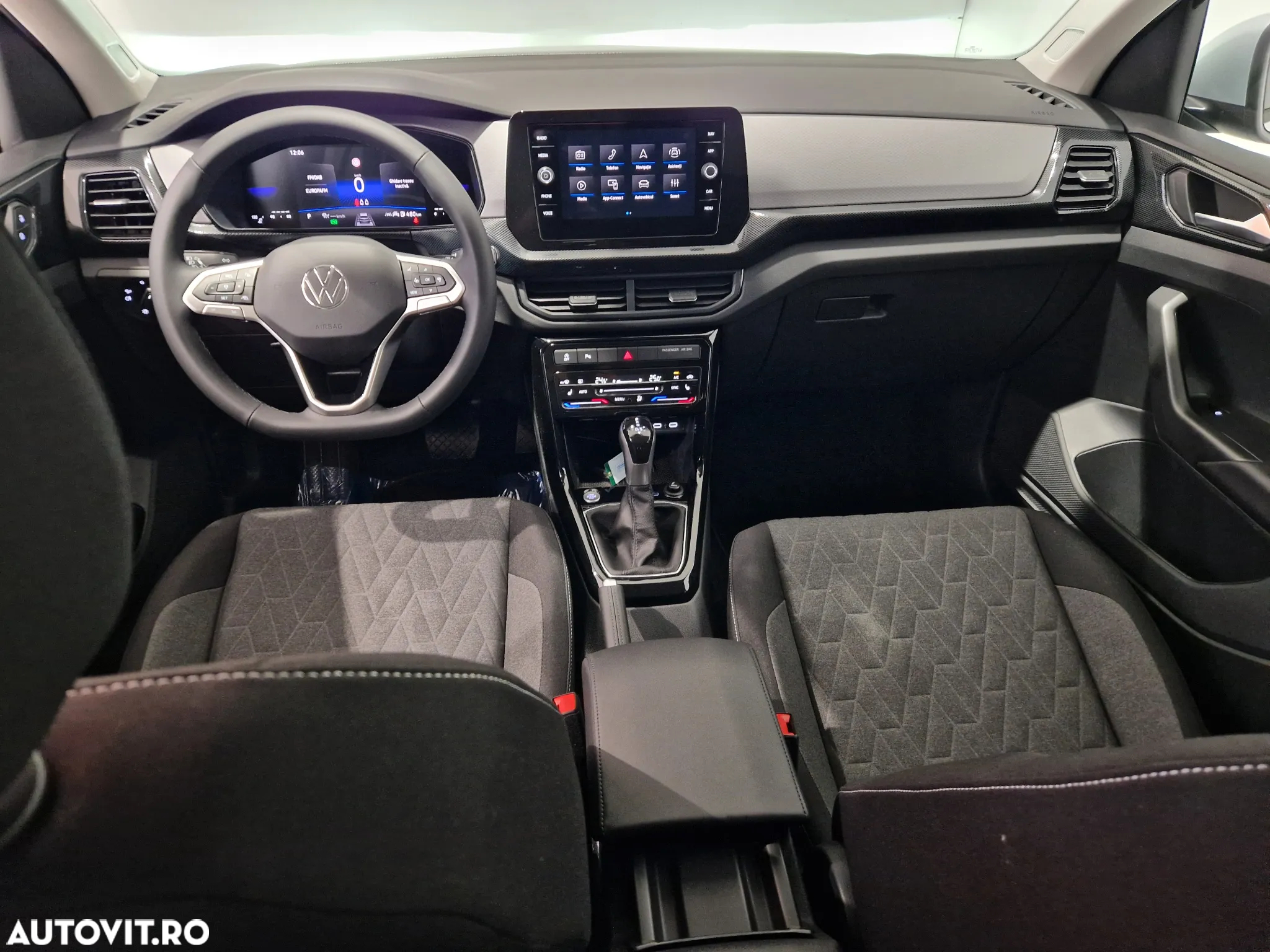 Volkswagen T-Cross 1.0 TSI DSG Life - 12