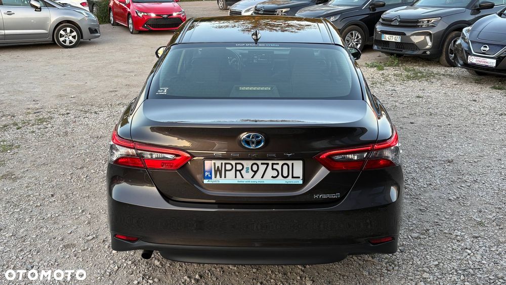 Toyota Camry 2.5 Hybrid Comfort CVT - 4