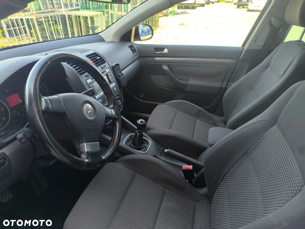 Volkswagen Golf 2.0 TDI Edition - 4
