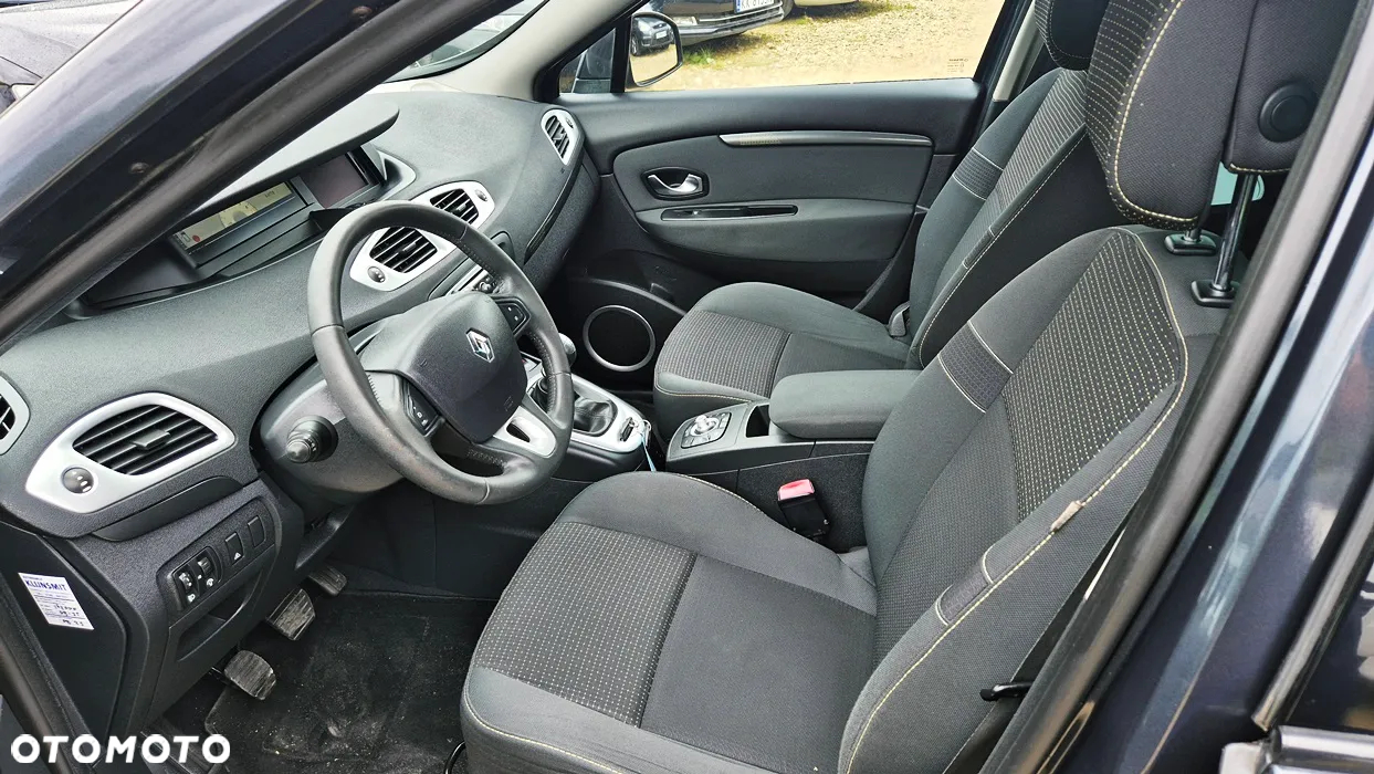 Renault Scenic 1.6 16V 110 TomTom Edition - 30