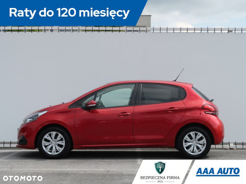 Peugeot 208 - 3