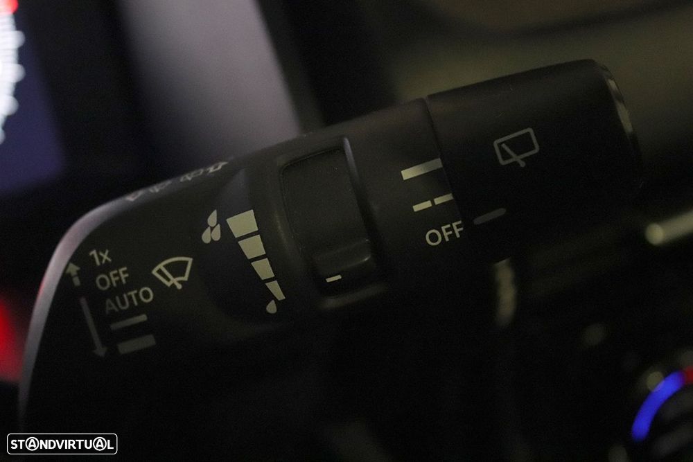 Nissan Qashqai 1.3 DIG-T N-Connecta - 18