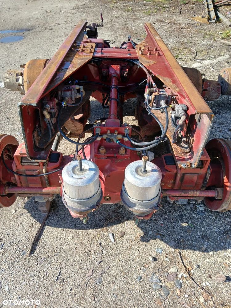 MOST MOSTY WÓZEK RENAULT KERAX KOMPLET Z RESORAMI 6X4 8X4 P1841B - 3