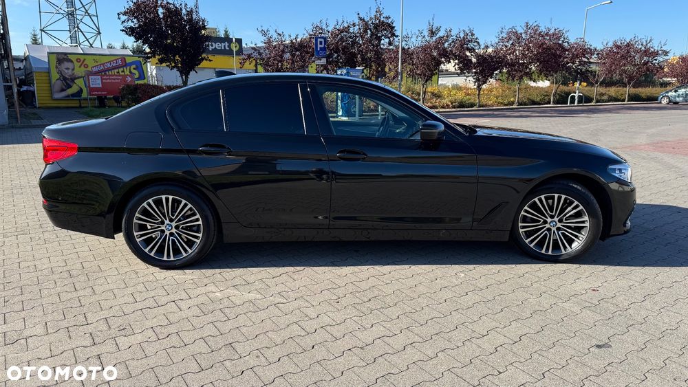 BMW Seria 5 520d xDrive MHEV Sport Line sport - 6