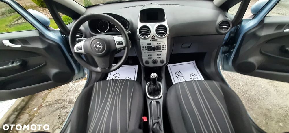 Opel Corsa - 28