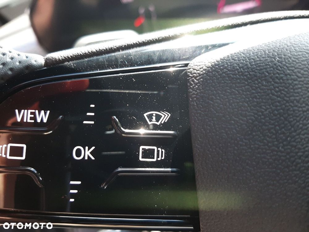 Audi A6 Avant e-tron - 16